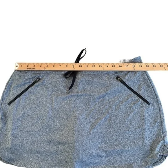 Tek Gear Grey Skorts with Zipper pockets Size XXL - Picture 5 of 8